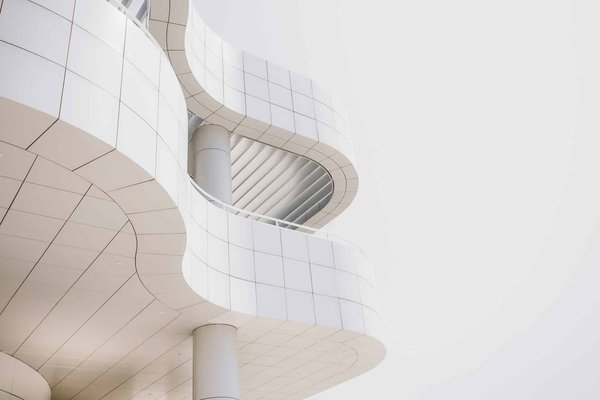 Quels sont les principaux styles d'architecture de la Grèce antique ?