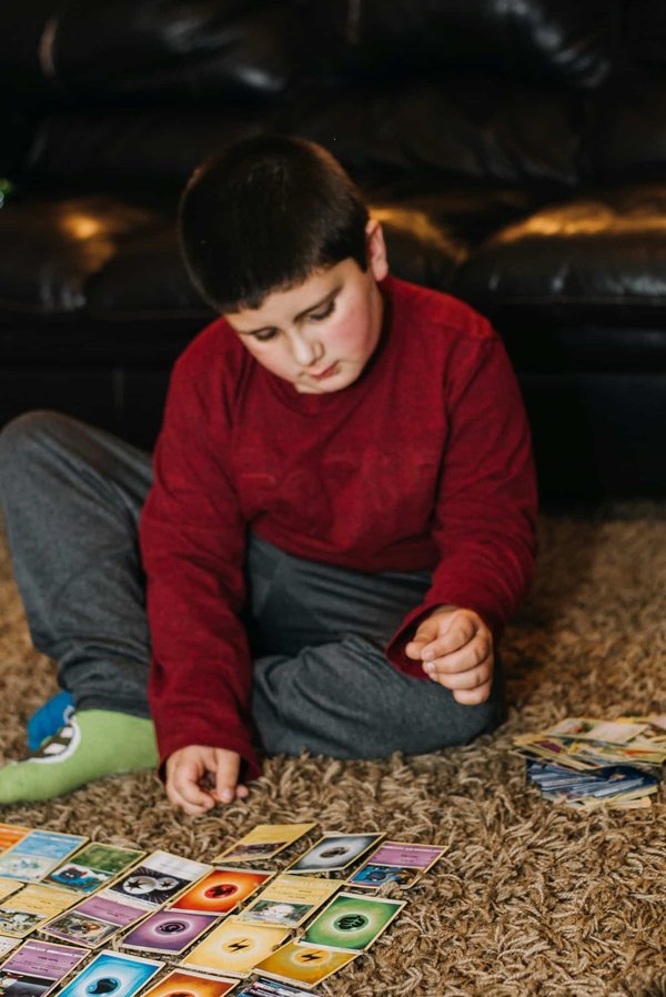 La carte géante Hoopa V : un trésor pour les collectionneurs !